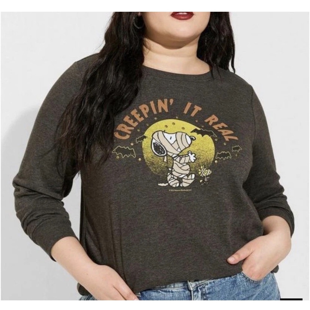 Torrid Vinylicons‎ Peanuts Snoopy Mummy Halloween Graphic Sweatshirt  Size 2
